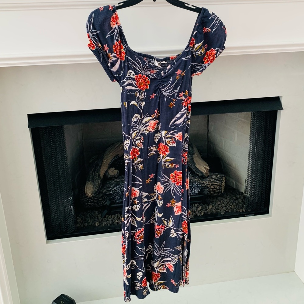 Roxy blue fitted midi dress